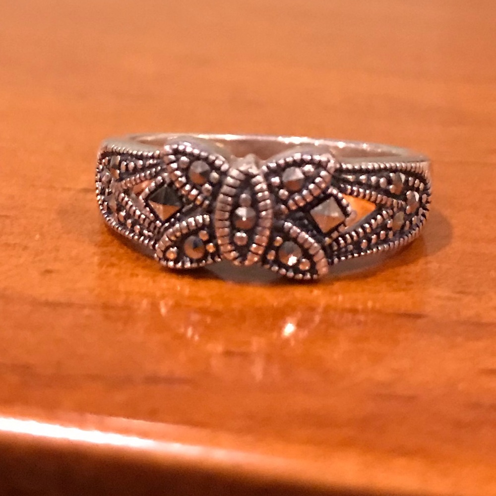 Sterling/Marcasite Band.  Sz 8 Promise Ring